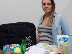 Una trabajadora del SAMCo Las Rosas recibió el ajuar para su bebé