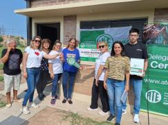 En Villa Trinidad una afiliada a ATE recibió las llaves de su vivienda 